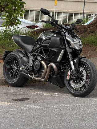 DUCATI DIAVEL CROMO DUCATI DIAVEL CROMO